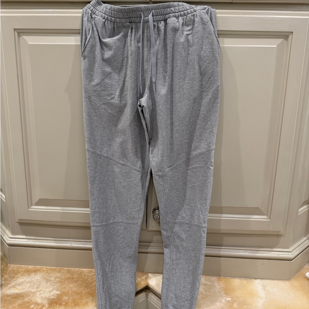 Outdoor Voices Women’s Light Gray Joggers